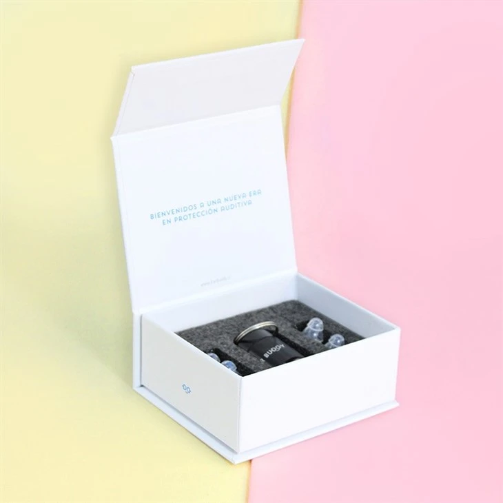 Elegant White Small Cosmetic Box (2)